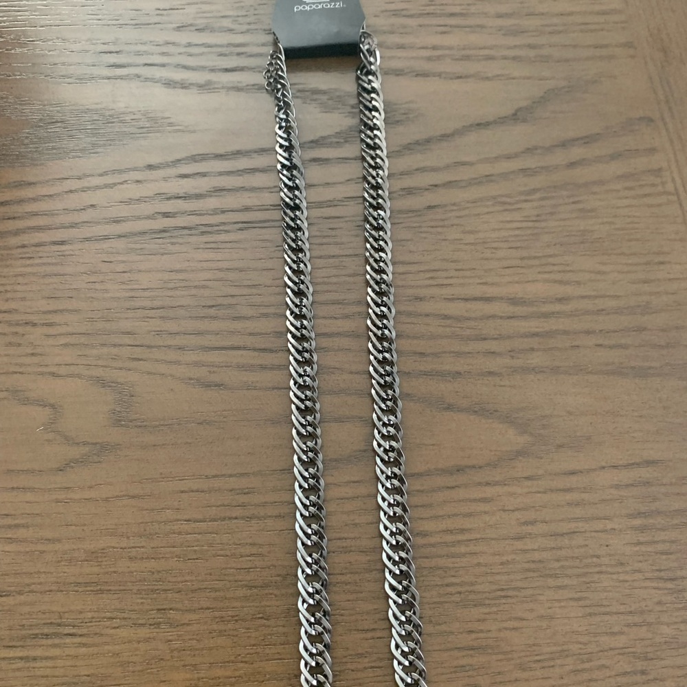 Paparazzi Bold Silver Chain Necklace